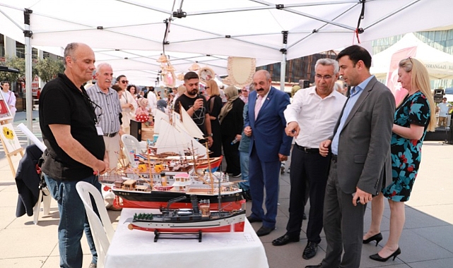 Bursa'da hayat boyu öğrenme haftası etkinlikleri başladı