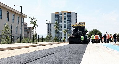 Bursa Nilüfer'de asfalt çalışmaları hızlandı