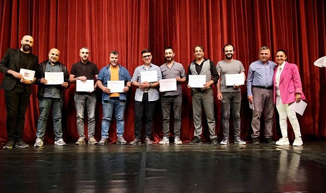 Bursa'da genç yetenekler mezun oldu