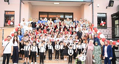 Çayırovalı öğrenciler karnelerine kavuştu