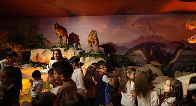 Dinozorları minikler çok sevdi