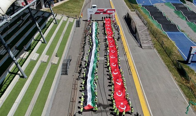 Dünya Bisiklet Günü'nde pedallar Filistinli çocuklar döndü