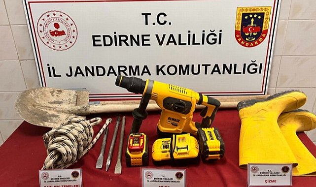 Edirne Enez'de kaçak kazı yapan şahıs yakalandı!