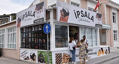 İpsalalı kadınların ürettiği çikolatalar satışta