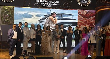 İş İnsanları Marka ve Kariyer Zirvesi Ödülleri sahiplerini buldu!