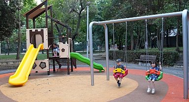 İstanbul Kadıköy'de yakılan park yeniden hayat buldu