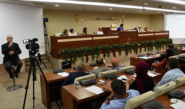 İzmir Karabağlar Meclisi'nde doğalgaz krarı