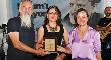 İzmir Karabağlar'da Nazım Hikmet'i unutulmadı