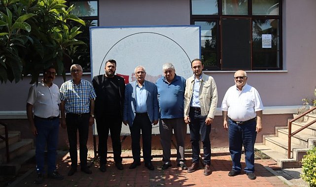 İzmit'te Azerbaycan'ın Bağımsızlık Günü'nü kutlandı