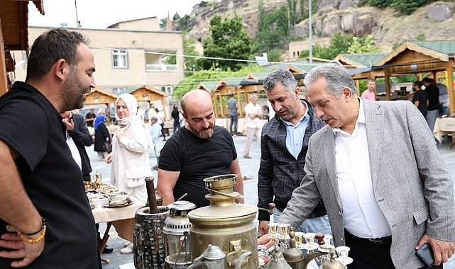 Kayseri Talas'ta Antika Pazarı heyecanı