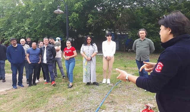 Kocaeli İtfaiyesi'nden gençlere eğitim