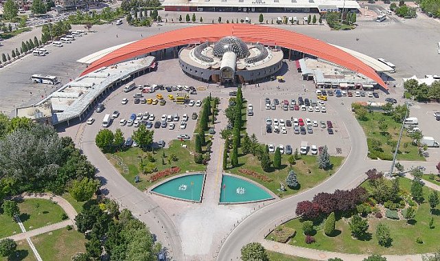 Konya Otogarı'nda bayram yoğunluğu