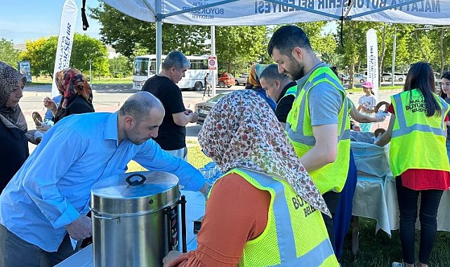 Malatya Büyükşehir'den sınavlık ikram