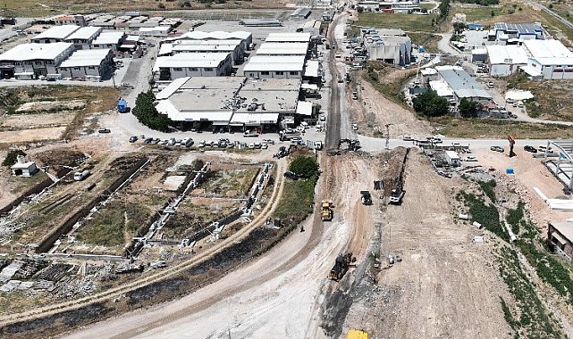 Malatya'da yol çalışmaları sürüyor