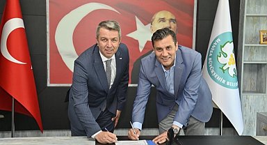 Manisa'da Kızılay yönetiminden Başkan Zeyrek'e nezaket