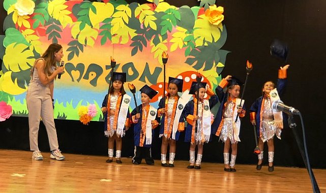Marmaris'in minik Amazonları geleceğe yelken açtı