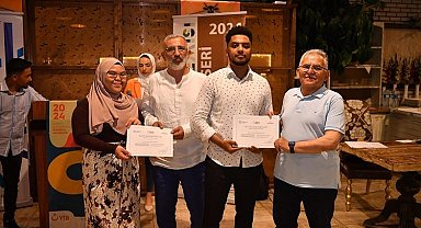 Medeniyetin Burçları Öğrenci Akademisi mezunlarını verdi