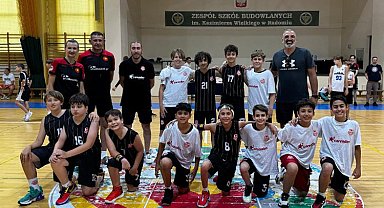 Muratpaşa sporcuları Polanya'da parkeye çıktı