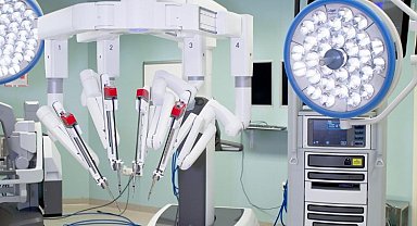 Organ naklinde robot dönem!