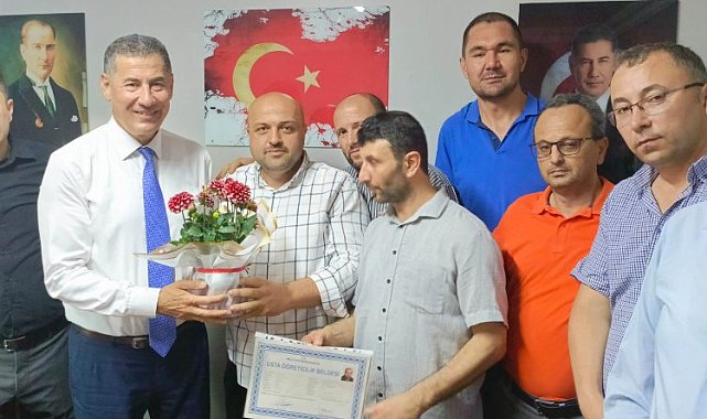 Sinan Oğan, çırak ve stajyerlerin taleplerini dinledi