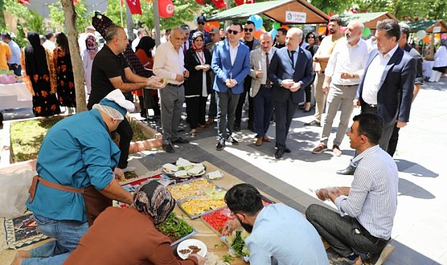 Yeşilli'de el sanatları sergisi açıldı