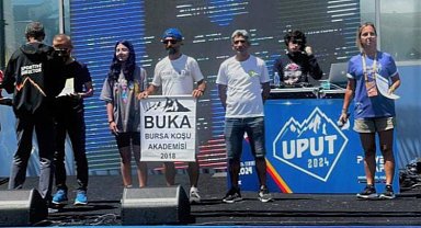 Ahmet Bayram, Bursa'dan madalyayla döndü