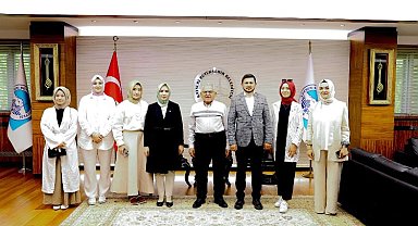 Başkan Büyükkılıç'a TÜGVA heyetinden ziyaret