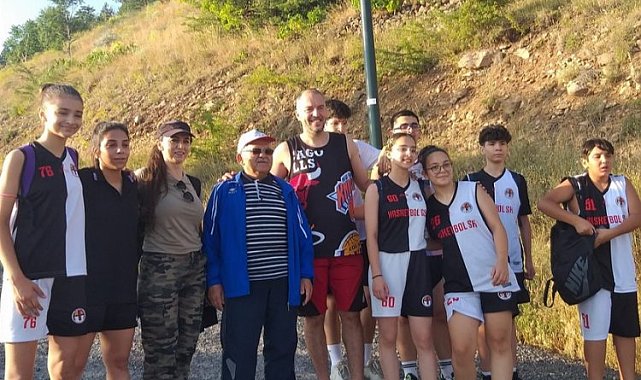 Başkan Büyükkılıç'tan gençlerle "sabah yürüyüşü" buluşması