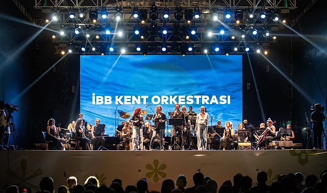 Bursa Festival'inde 90'lar gecesi