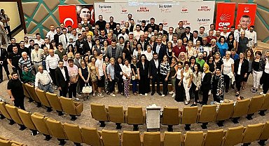 Bursa'da İYİ Parti'den 150 kişi Cumhuriyet Halk Partisi'ne geçti