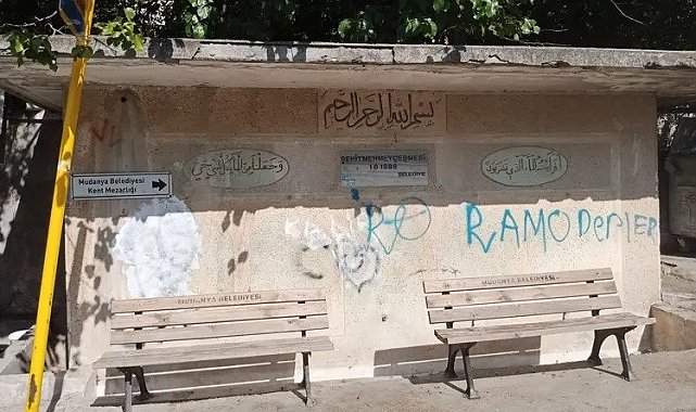 Bursa'daki tarihi çeşmenin son hali tepki topluyor