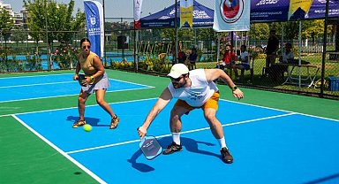 Bursa'nın ilk Pickleball Turnuvası gerçekleşti
