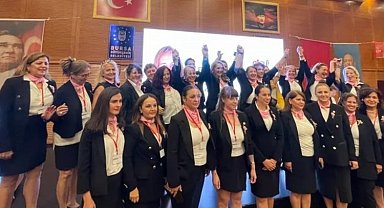 CHP Bursa İl Kadın Kolları Kongresi Merinos AKKM'de yapıldı