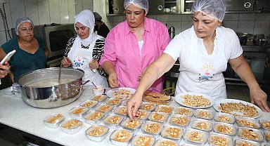 Çiğlili kadınlar aşure atölyesinde buluştu