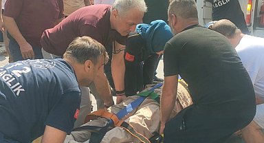 Düzce'de ticari araç elektrikli bisikletliye çarptı: 1 yaralı