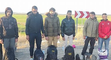 Edirne Jandarması'ndan göçmen kaçakçılarına darbe!