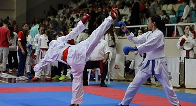 Gemlik'te karate şöleni