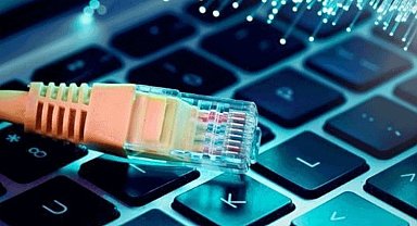 Günde ortalama 7 saat internetteyiz... Nüfusumuzun yüzde 94'ü mobil