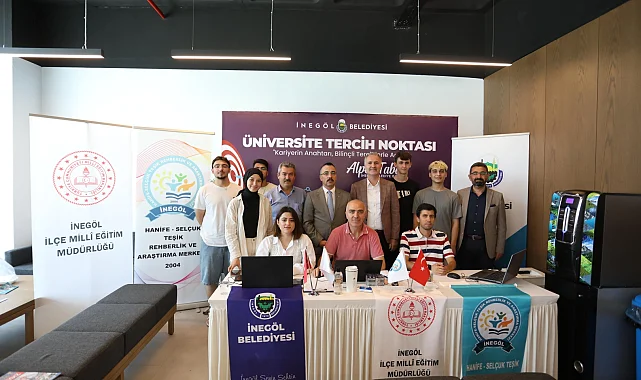 İnegöl'de protokol üyeleri üniversite adaylarına moral depoladı