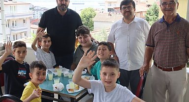 İzmit Belediyesi Kur'an Kurslarına başlayan çocukları yalnız bırakmadı