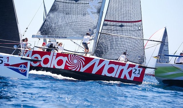 MediaMarkt Türkiye'den yeni başarılara 'yelken'