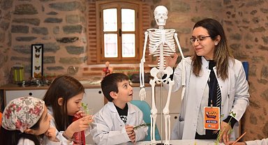 Molla Yegân Çocuk Üniversitesi'nde eğitim zamanı