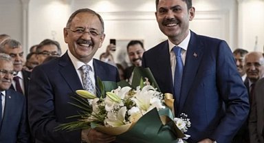 Murat Kurum yeniden makamda