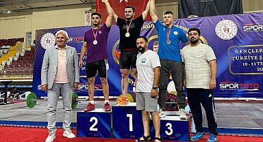 Nevşehirli halterci Serdar Benli Türkiye üçüncüsü