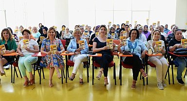 Osmangazi'nin örnek projesinde ilk kitaplar dağıtıldı