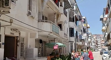 Sepet sarkıtma geleneği Küçük Kumla'da devam ediyor