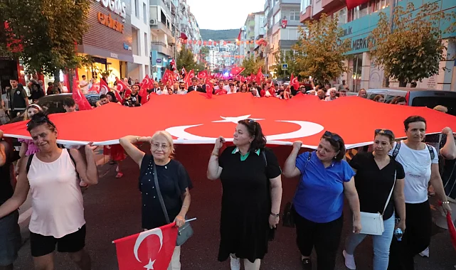 30 Ağustos Zafer Bayramı Gemlik'te coşkuyla kutlandı!