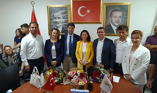 AK Parti Keşan'da Gürcan Kılınç görevi Savaş Pekdemir'e devretti