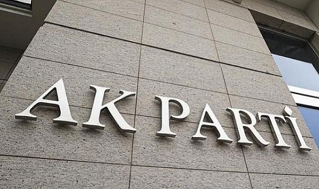 AK Parti yeni anayasa çalıştayı düzenleyecek