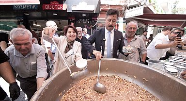 Aşure şenliğinde binlerce konuk ağırlandı